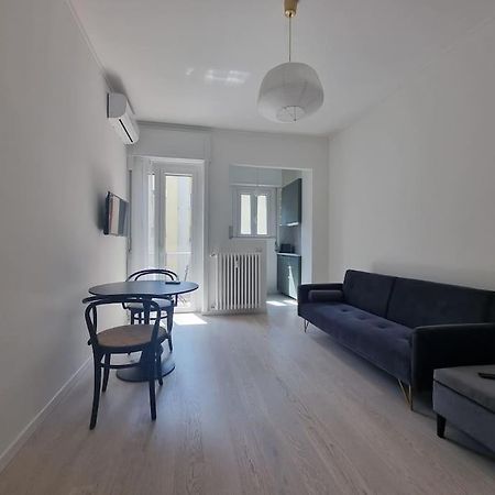 Milan New Apartment In Lively Central Area Exteriör bild
